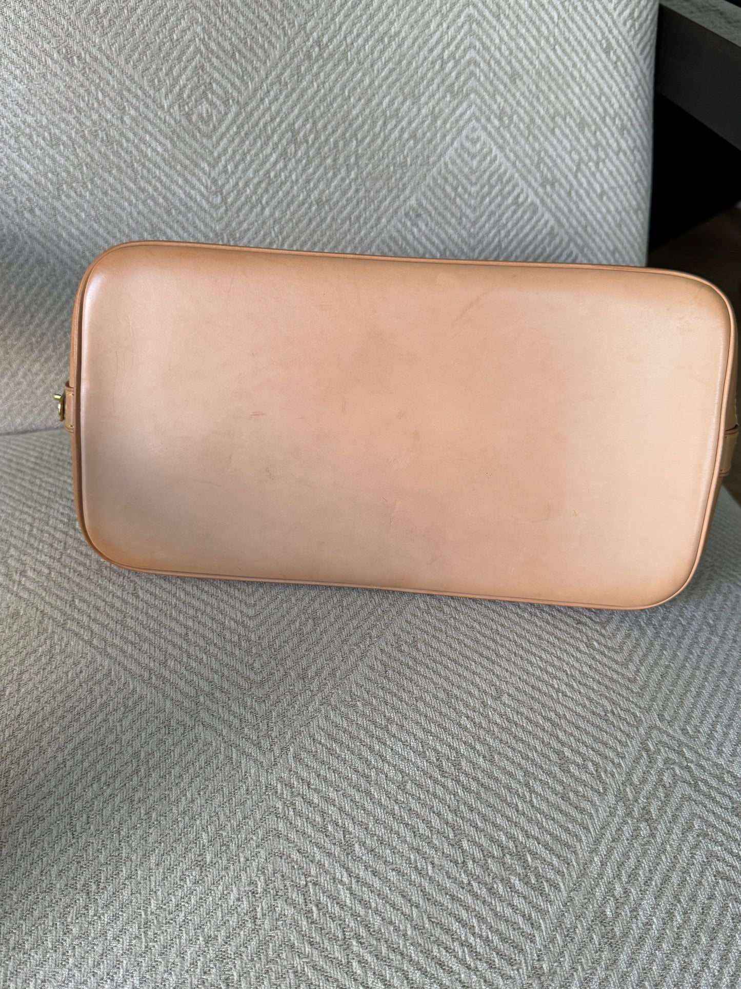 Louis Vuitton Alma