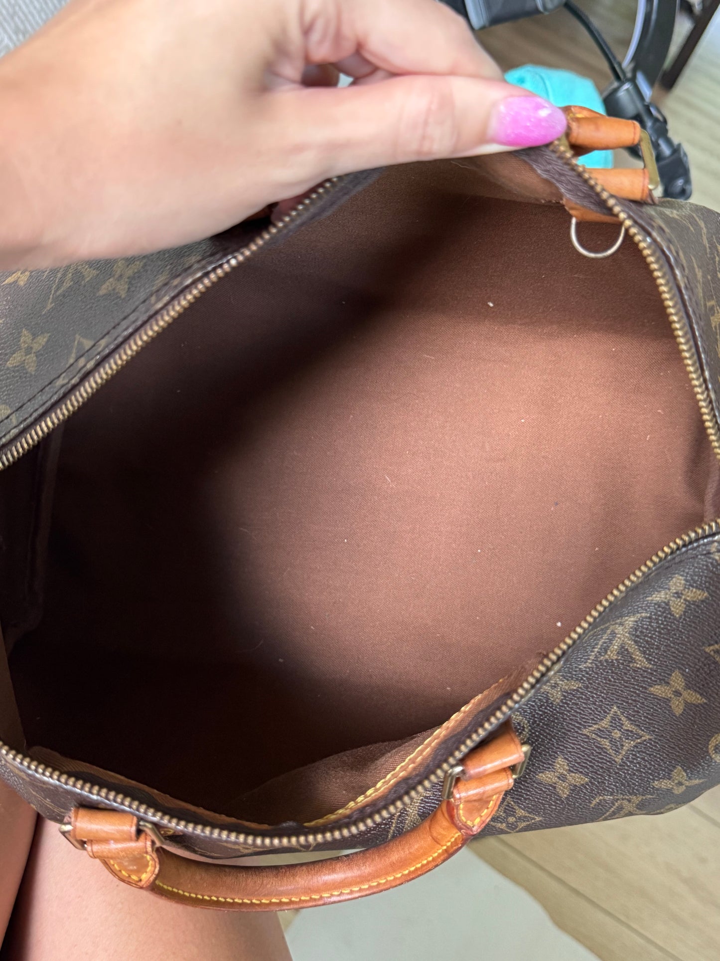 Louis Vuitton Speedy 35
